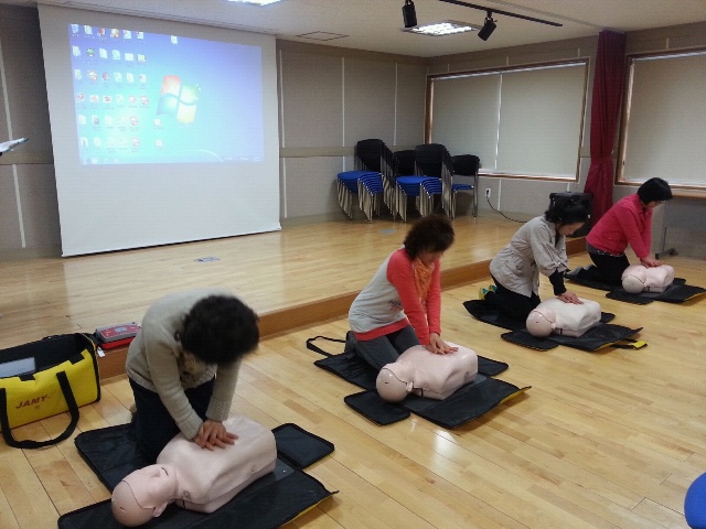 ������ ����ȸ �� �������� �ǽ�