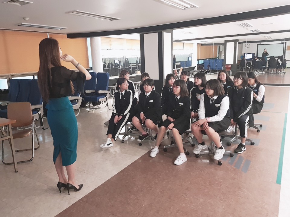 ǻ������� 4ȸ�� Ȱ��