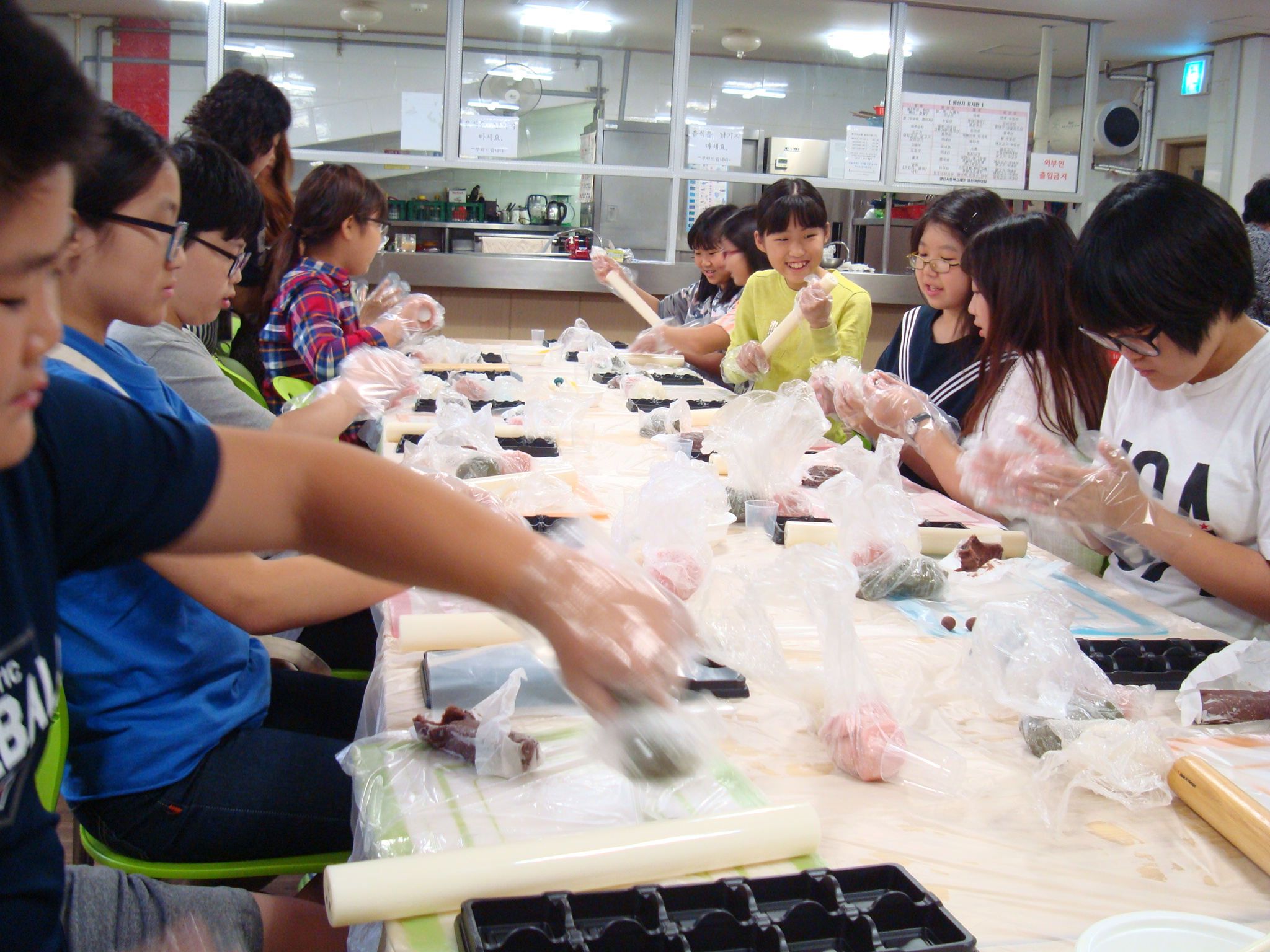 �ʵ��л� �ھ����߰� ����� ���� �ڿ�����Ȱ�� ���α׷� \"�ູ�帲��\" 5ȸ�� �ǽ�