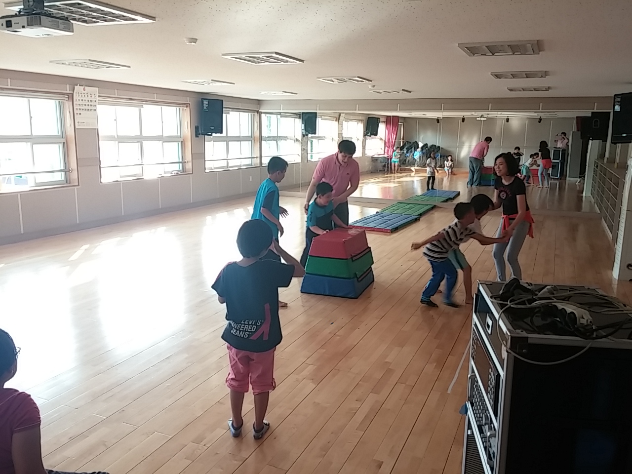 ��������