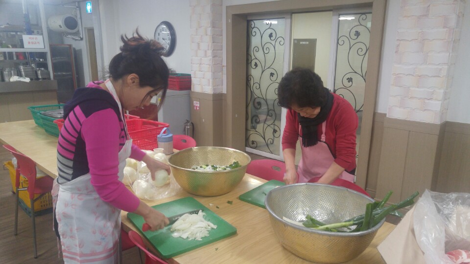 ÆÀº°ºÀ»ç´Ü ¹Ø¹ÝÂù Á¦ÀÛȰµ¿