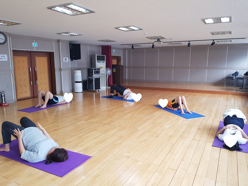 Ư���б� û�ҳ� �ǰ����� ü��Ȱ�� \