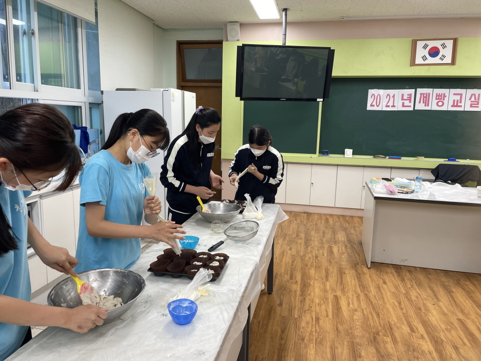 Á¦»§±³½Ç 5¿ù Ȱµ¿