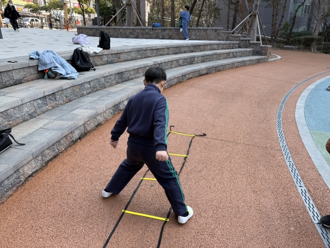 ÷������