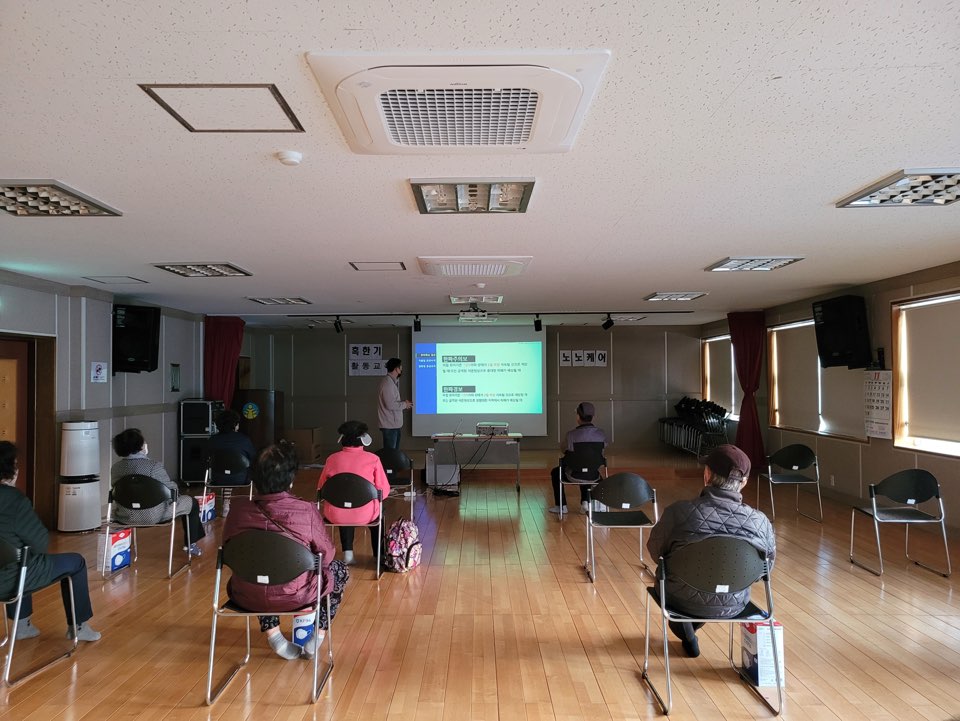 �������ڸ� Ȥ�ѱ� Ȱ������