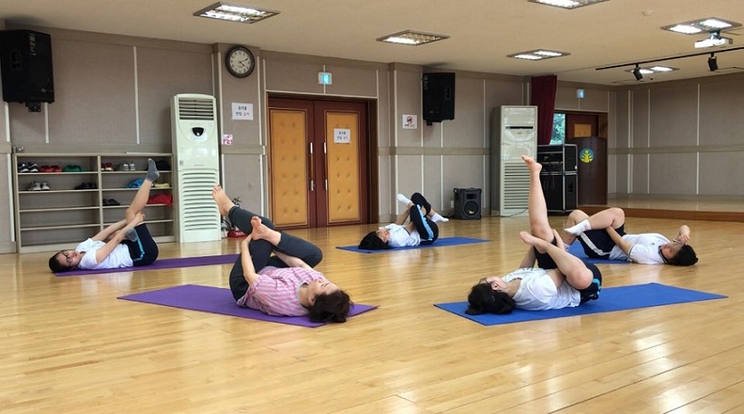 Ư���б� û�ҳ� �ǰ����� ü��Ȱ�� \