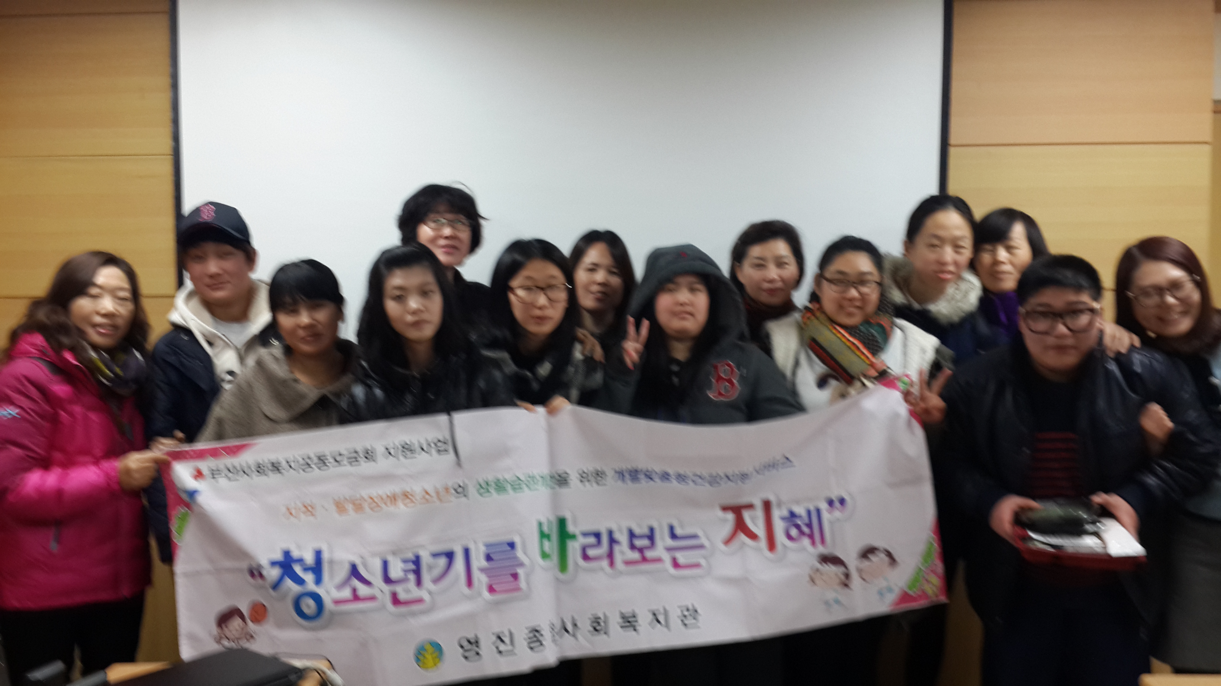 û�ҳ�⸦ �ٶ󺸴� ���� - ��ȸ